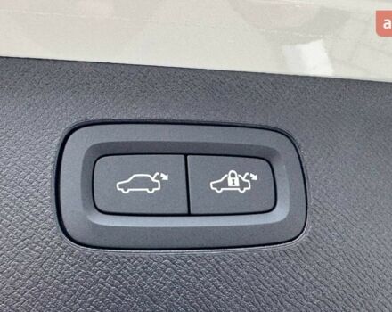 Вольво ХС90 2025 в Полтаве на Automoto.ua Вольво ХС90, объемом двигателя 1.97 л и пробегом 0 тыс. км за 102247 $, фото 17 на Automoto.ua