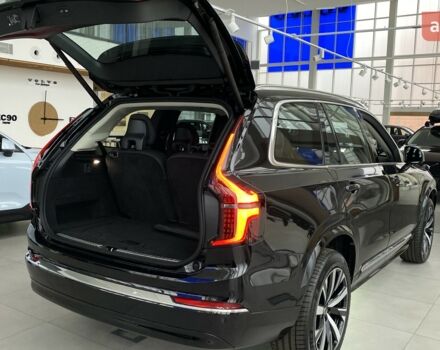 Вольво ХС90 2025 року купити нове авто Вольво ХС90 2025 року від офіційного дилера Автоцентр AUTO.RIA Вольво фото