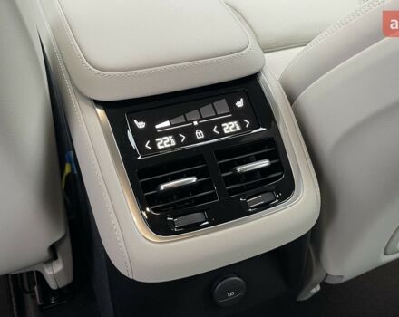 Вольво ХС90, об'ємом двигуна 1.97 л та пробігом 0 тис. км за 93353 $, фото 29 на Automoto.ua