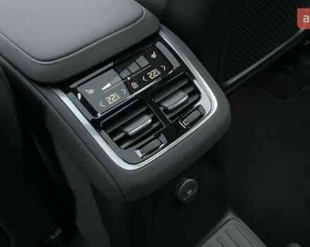 Вольво ХС90, объемом двигателя 1.97 л и пробегом 0 тыс. км за 102285 $, фото 32 на Automoto.ua