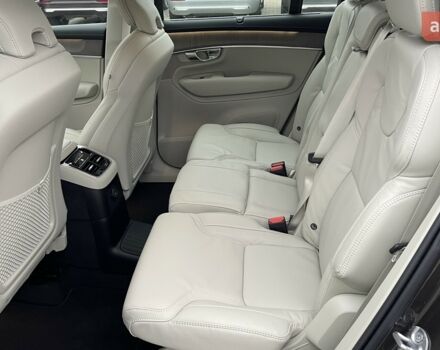 Вольво ХС90, об'ємом двигуна 1.97 л та пробігом 0 тис. км за 93353 $, фото 26 на Automoto.ua