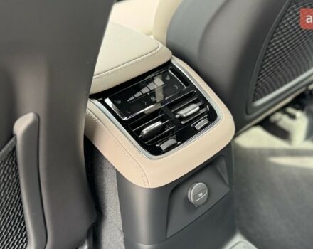 Вольво ХС90, объемом двигателя 1.97 л и пробегом 0 тыс. км за 91839 $, фото 33 на Automoto.ua