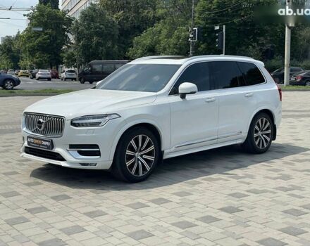 Вольво ХС90, объемом двигателя 2 л и пробегом 94 тыс. км за 49500 $, фото 1 на Automoto.ua