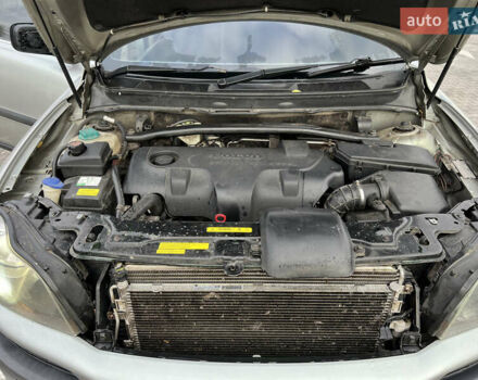 Серый Вольво ХС90, объемом двигателя 2.4 л и пробегом 250 тыс. км за 4200 $, фото 23 на Automoto.ua