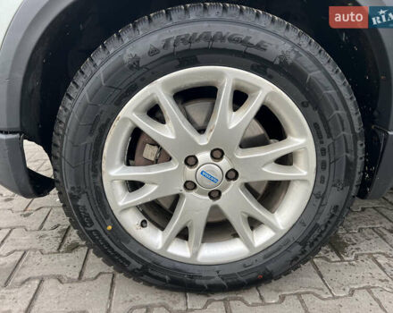 Серый Вольво ХС90, объемом двигателя 2.4 л и пробегом 250 тыс. км за 4200 $, фото 24 на Automoto.ua