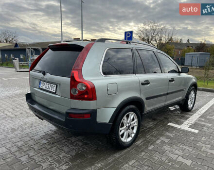 Серый Вольво ХС90, объемом двигателя 2.4 л и пробегом 250 тыс. км за 4200 $, фото 3 на Automoto.ua