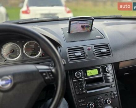 Серый Вольво ХС90, объемом двигателя 2.4 л и пробегом 273 тыс. км за 2650 $, фото 8 на Automoto.ua