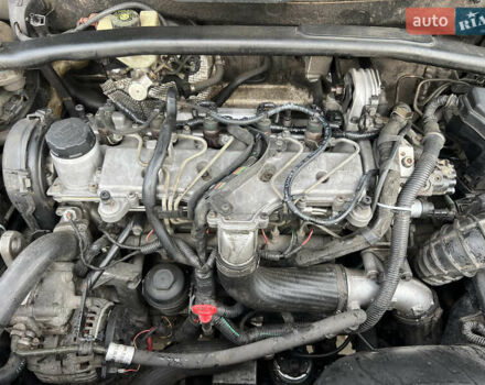 Серый Вольво ХС90, объемом двигателя 2.4 л и пробегом 250 тыс. км за 4200 $, фото 22 на Automoto.ua