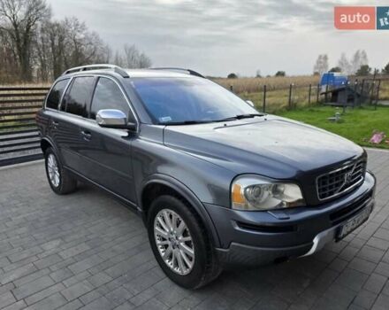 Серый Вольво ХС90, объемом двигателя 2.4 л и пробегом 273 тыс. км за 2650 $, фото 1 на Automoto.ua