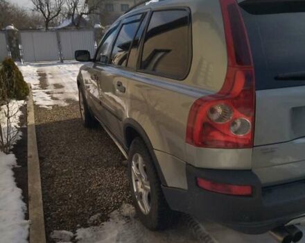 Серый Вольво ХС90, объемом двигателя 2.4 л и пробегом 336 тыс. км за 9100 $, фото 5 на Automoto.ua