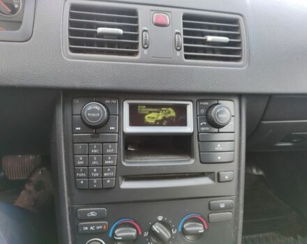 Серый Вольво ХС90, объемом двигателя 2.4 л и пробегом 275 тыс. км за 4200 $, фото 12 на Automoto.ua