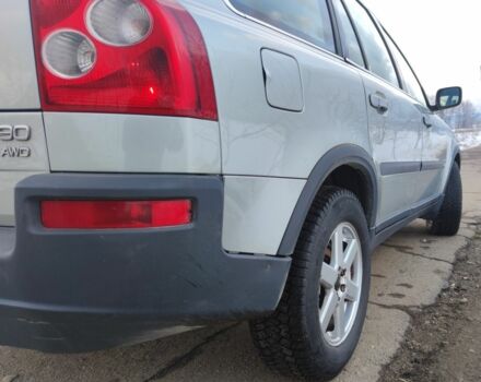 Серый Вольво ХС90, объемом двигателя 2.4 л и пробегом 275 тыс. км за 4200 $, фото 4 на Automoto.ua