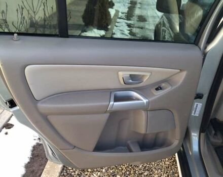 Серый Вольво ХС90, объемом двигателя 2.4 л и пробегом 336 тыс. км за 9100 $, фото 11 на Automoto.ua