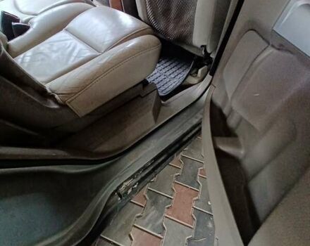 Серый Вольво ХС90, объемом двигателя 2.2 л и пробегом 267 тыс. км за 8900 $, фото 19 на Automoto.ua