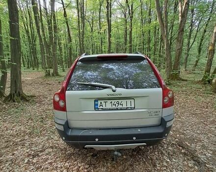 Серый Вольво ХС90, объемом двигателя 2.4 л и пробегом 320 тыс. км за 9400 $, фото 4 на Automoto.ua