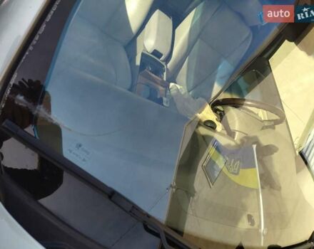 Серый Вольво ХС90, объемом двигателя 2.4 л и пробегом 336 тыс. км за 9100 $, фото 16 на Automoto.ua