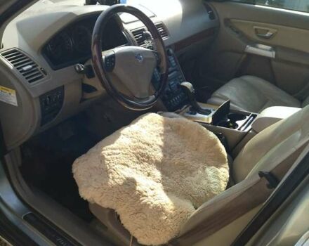 Серый Вольво ХС90, объемом двигателя 2.4 л и пробегом 336 тыс. км за 9100 $, фото 6 на Automoto.ua