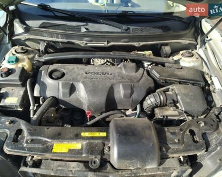 Серый Вольво ХС90, объемом двигателя 2.4 л и пробегом 336 тыс. км за 9100 $, фото 23 на Automoto.ua