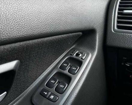 Серый Вольво ХС90, объемом двигателя 2.4 л и пробегом 311 тыс. км за 10490 $, фото 15 на Automoto.ua