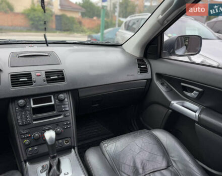 Серый Вольво ХС90, объемом двигателя 2.4 л и пробегом 280 тыс. км за 7200 $, фото 15 на Automoto.ua