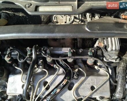 Серый Вольво ХС90, объемом двигателя 2.4 л и пробегом 336 тыс. км за 9100 $, фото 25 на Automoto.ua