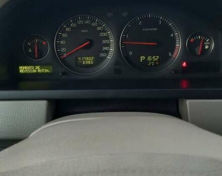 Серый Вольво ХС90, объемом двигателя 2.4 л и пробегом 417 тыс. км за 11000 $, фото 8 на Automoto.ua