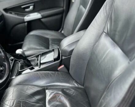 Серый Вольво ХС90, объемом двигателя 2.4 л и пробегом 249 тыс. км за 2610 $, фото 9 на Automoto.ua