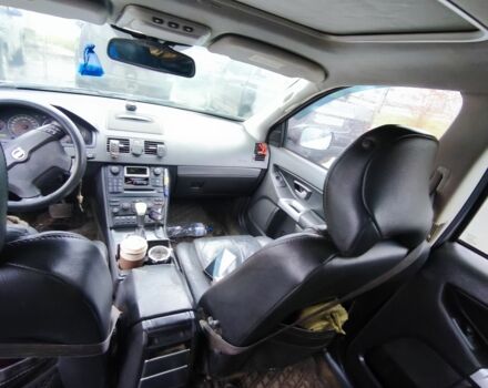 Сірий Вольво ХС90, об'ємом двигуна 2.4 л та пробігом 247 тис. км за 4271 $, фото 7 на Automoto.ua