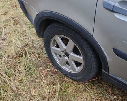 Сірий Вольво ХС90, об'ємом двигуна 2.4 л та пробігом 372 тис. км за 4800 $, фото 5 на Automoto.ua