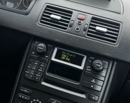 Серый Вольво ХС90, объемом двигателя 2.4 л и пробегом 249 тыс. км за 2610 $, фото 6 на Automoto.ua