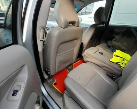 Серый Вольво ХС90, объемом двигателя 2.4 л и пробегом 385 тыс. км за 7000 $, фото 6 на Automoto.ua