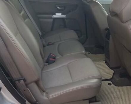 Серый Вольво ХС90, объемом двигателя 2.4 л и пробегом 417 тыс. км за 11000 $, фото 5 на Automoto.ua