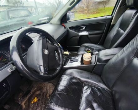 Сірий Вольво ХС90, об'ємом двигуна 2.4 л та пробігом 247 тис. км за 4271 $, фото 6 на Automoto.ua