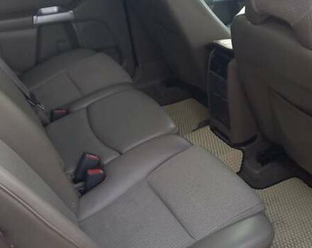 Серый Вольво ХС90, объемом двигателя 2.4 л и пробегом 417 тыс. км за 11000 $, фото 7 на Automoto.ua