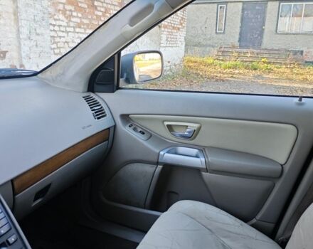 Сірий Вольво ХС90, об'ємом двигуна 2.4 л та пробігом 372 тис. км за 4800 $, фото 8 на Automoto.ua