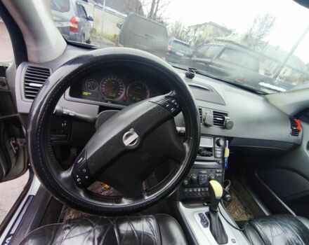 Сірий Вольво ХС90, об'ємом двигуна 2.4 л та пробігом 247 тис. км за 4271 $, фото 5 на Automoto.ua