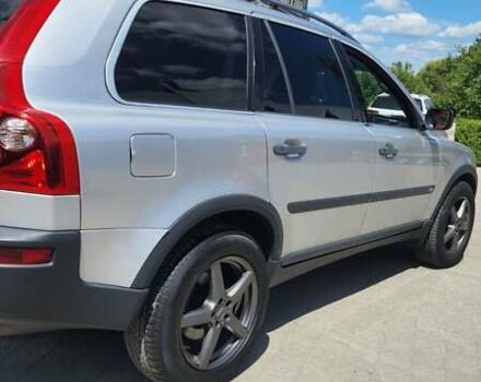 Серый Вольво ХС90, объемом двигателя 2.4 л и пробегом 400 тыс. км за 11000 $, фото 9 на Automoto.ua