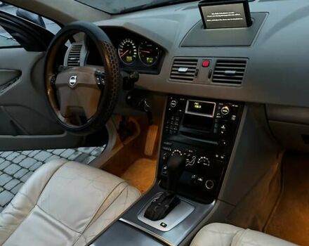 Серый Вольво ХС90, объемом двигателя 2.4 л и пробегом 402 тыс. км за 7500 $, фото 13 на Automoto.ua
