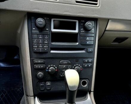 Сірий Вольво ХС90, об'ємом двигуна 2.4 л та пробігом 320 тис. км за 5400 $, фото 11 на Automoto.ua