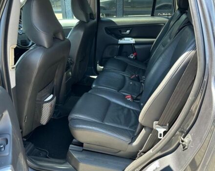 Серый Вольво ХС90, объемом двигателя 2.4 л и пробегом 280 тыс. км за 5800 $, фото 10 на Automoto.ua