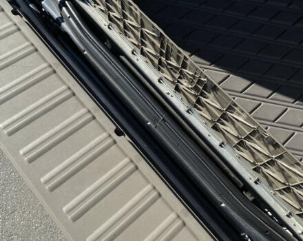 Вольво ХС90 2005 в Киеве на Automoto.ua Серый Вольво ХС90, объемом двигателя 2.4 л и пробегом 365 тыс. км за 10500 $, фото 19 на Automoto.ua