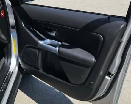 Серый Вольво ХС90, объемом двигателя 2.4 л и пробегом 400 тыс. км за 11000 $, фото 6 на Automoto.ua