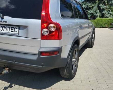 Серый Вольво ХС90, объемом двигателя 2.4 л и пробегом 400 тыс. км за 11000 $, фото 15 на Automoto.ua