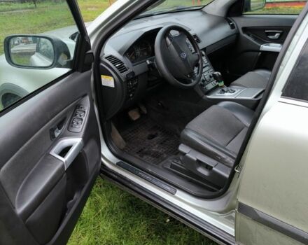 Серый Вольво ХС90, объемом двигателя 0 л и пробегом 443 тыс. км за 4500 $, фото 3 на Automoto.ua
