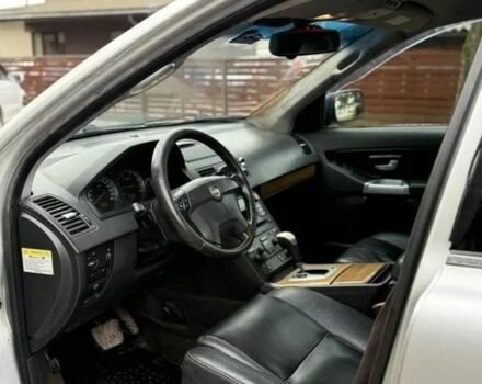 Серый Вольво ХС90, объемом двигателя 2.4 л и пробегом 220 тыс. км за 2845 $, фото 4 на Automoto.ua