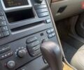 Серый Вольво ХС90, объемом двигателя 2.52 л и пробегом 129 тыс. км за 12500 $, фото 17 на Automoto.ua
