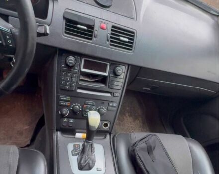 Серый Вольво ХС90, объемом двигателя 0 л и пробегом 350 тыс. км за 5150 $, фото 2 на Automoto.ua