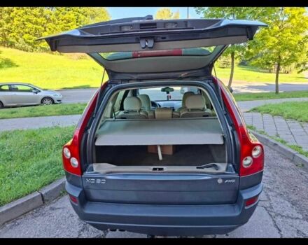 Сірий Вольво ХС90, об'ємом двигуна 2.4 л та пробігом 370 тис. км за 7900 $, фото 3 на Automoto.ua