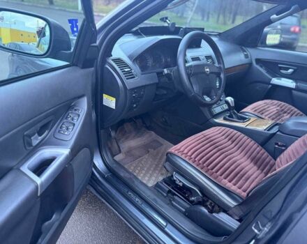 Серый Вольво ХС90, объемом двигателя 2.4 л и пробегом 238 тыс. км за 4900 $, фото 5 на Automoto.ua