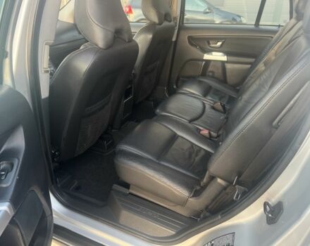 Серый Вольво ХС90, объемом двигателя 2.4 л и пробегом 370 тыс. км за 5600 $, фото 9 на Automoto.ua